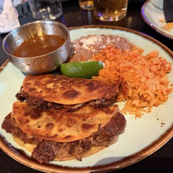 La Popular - Quesabirria Plate - Mexican Near Me - Porter Ranch, California La Popular - Quesabirria Plate - Mexican Near Me - Porter Ranch, California