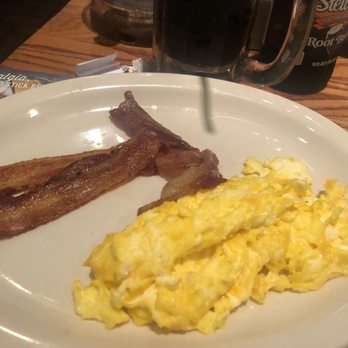 Cracker Barrel Old Country Store - Breakfast & Brunch Near Me - Cape Girardeau, Missouri Cracker Barrel Old Country Store - Breakfast & Brunch Near Me - Cape Girardeau, Missouri