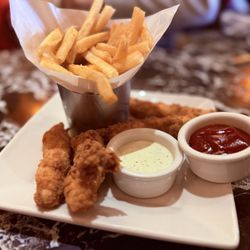Grand Lux Cafe - Kids' Chicken Fingers