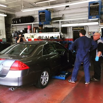 Eccles Auto Service - CHCH Morning Live - Auto Repair Near Me - Dundas, Ontario