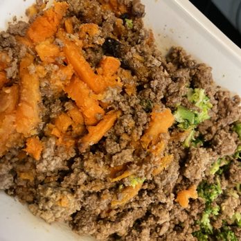 Project LeanNation - a plate of ground beef and broccoli - Health Markets Near Me - Camillus, New York Project LeanNation - a plate of ground beef and broccoli - Health Markets Near Me - Camillus, New York