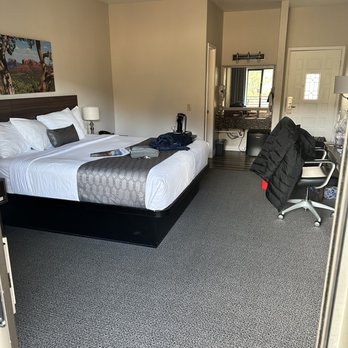 Cedars Resort - Room - Hotels Near Me - Sedona, Arizona