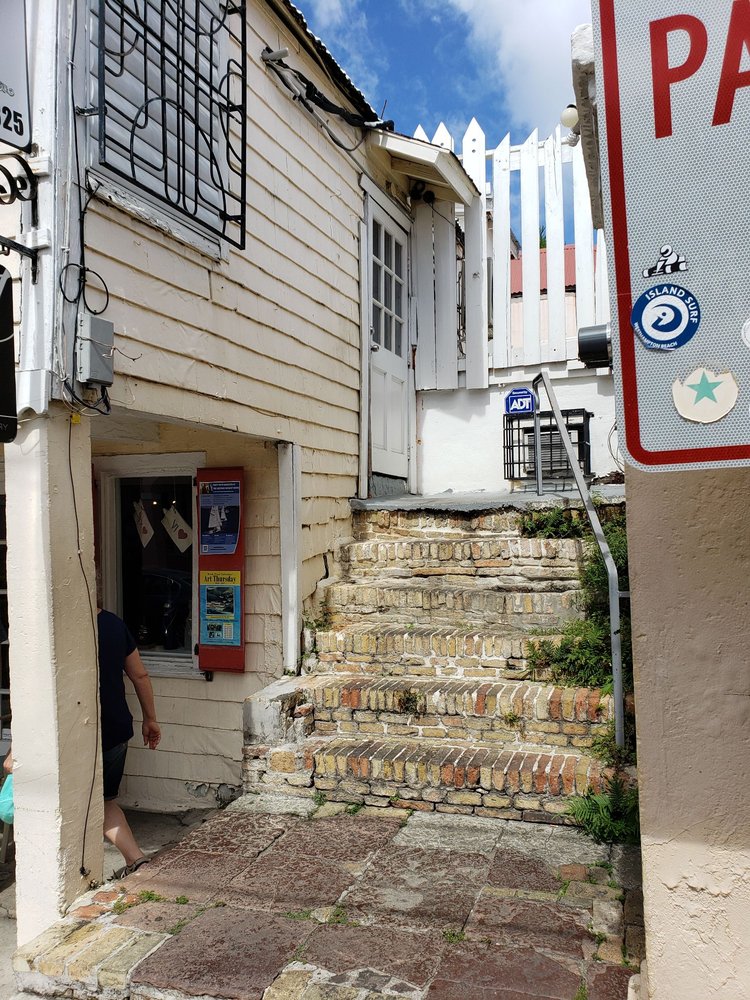 Ital In Paradise Logo