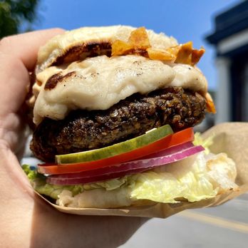 Fogwood & Fig - Fogwood Smoky Burger - Vegetarian Near Me - Port Jervis, New York
