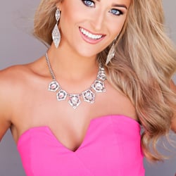 Greenfield Family Dentistry - Dr. Garry's daughter, Anna Garry, and her beautiful smile after Invisalign treatment
