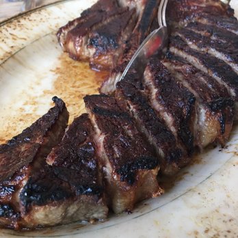 Peter Luger - Steakhouses Near Me - Brooklyn, New York