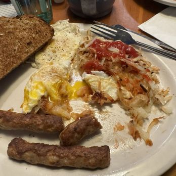 Coffee Pot Restaurant - Eggs over medium, sausage hash browns and toast. Yum. - Breakfast & Brunch Near Me - Sedona, Arizona Coffee Pot Restaurant - Eggs over medium, sausage hash browns and toast. Yum. - Breakfast & Brunch Near Me - Sedona, Arizona