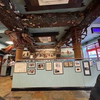 McDonagh's - Inside building - Fish & Chips Near Me - Galway, G
