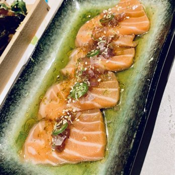 Hojoko - Salmon sashimi ($9) - Japanese Near Me - Boston, Massachusetts Hojoko - Salmon sashimi ($9) - Japanese Near Me - Boston, Massachusetts