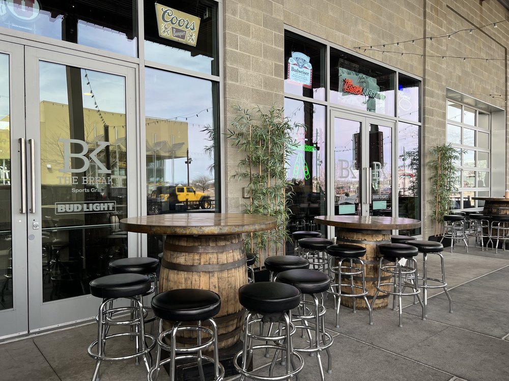 THE BREAK SPORTS GRILL 144 Photos & 262 Reviews 11274 S Kestrel