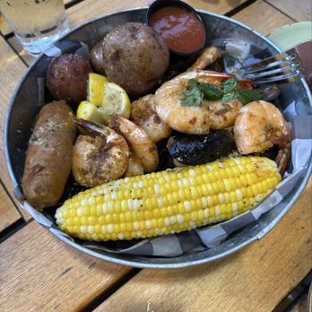 Phillips Seafood - Mussels & Shrimp Steamer - Seafood Near Me - Baltimore, Maryland Phillips Seafood - Mussels & Shrimp Steamer - Seafood Near Me - Baltimore, Maryland
