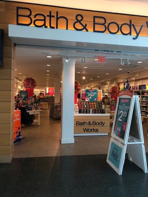 Bath Body Works 141 River Oaks Center Dr Calumet City Il Cosmetics Fragrance Mapquest