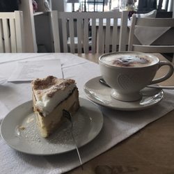 Klein und Fein - Wirklich großer Cappucchino