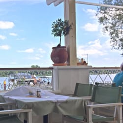 Restaurant Mesogios - Le beetzsee vu de la terrasse du Mesogios. Bel après midi.