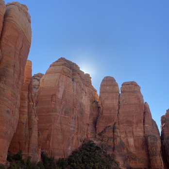 Cathedral Rock - Hiking Near Me - Sedona, Arizona Cathedral Rock - Hiking Near Me - Sedona, Arizona