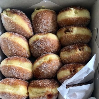 Paderia Bakehouse - Malasadas - Desserts Near Me - Fountain Valley, California
