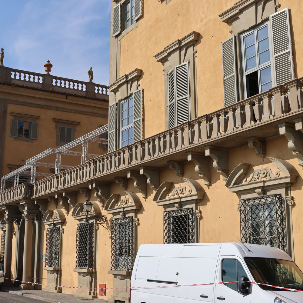 Rome Fiumicino Airport - Wikipedia, image size:1000x1000