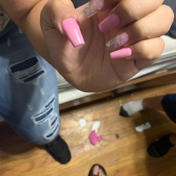 Tony's Nails - Nail Salons Near Me - Livermore, California