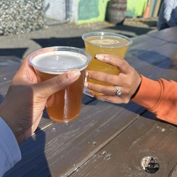 Hops N Shine - American Near Me - Alexandria, Virginia