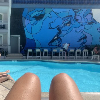 The Wayfarer San Diego - Pool mural - San Diego, CA