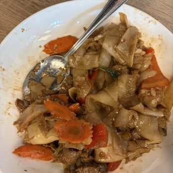 Thai Chiang Mai - Drunken Noodles - Thai Near Me - Pleasanton, California