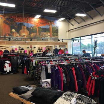 Ski Barn - Outdoor Furniture Stores Near Me - Wayne, New Jersey