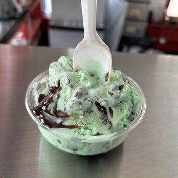 It's Nutts - DELICIOUS!!! - Diners Near Me - Titusville, New Jersey