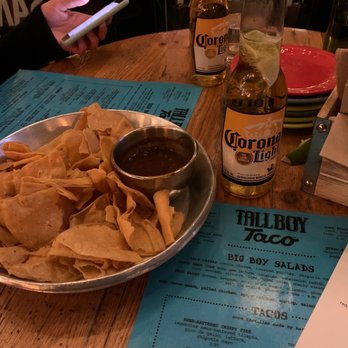 Tallboy Taco - Chips & Salsa - Tacos Near Me - Chicago, Illinois Tallboy Taco - Chips & Salsa - Tacos Near Me - Chicago, Illinois