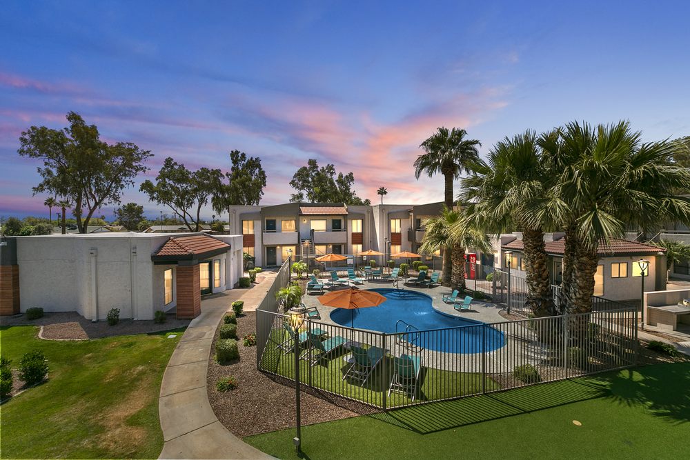 ARDELLA ON 67TH Updated September 2024 28 Photos 6565 W Bethany