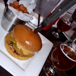 COLD BEERS & CHEESEBURGERS - Updated March 2025 - 379 Photos & 338 ...