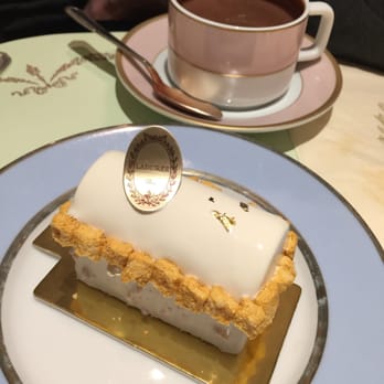 Ladurée - La bûchette collection - Patisserie/Cake Shop Near Me - Paris, 75 Ladurée - La bûchette collection - Patisserie/Cake Shop Near Me - Paris, 75