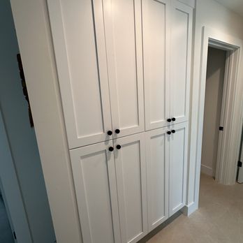 Seabreeze Cabinetry - Built-in closet - Cabinetry Near Me - Stuart, Florida Seabreeze Cabinetry - Built-in closet - Cabinetry Near Me - Stuart, Florida