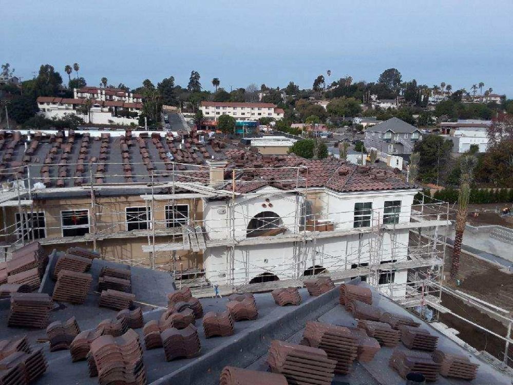 Slide of Eberhard Benton Roofing