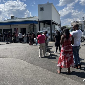 Captain White's Seafood - Seafood Markets Near Me - Oxon Hill, Maryland