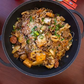 You And Mee Noodle House - a bowl of noodles and meat - Chinese Near Me - Boulder, Colorado You And Mee Noodle House - a bowl of noodles and meat - Chinese Near Me - Boulder, Colorado