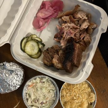 Blackwood BBQ - 2 Meats and Two Sides - Barbeque Near Me - Oak Brook, Illinois