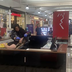 Eyebrow Masters - This lady doesn't do men's brows. I waited for 20 minutes to be told this... hire someone that can. Rude service