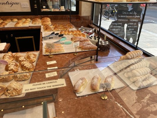 Aux Merveilleux de Fred London by null