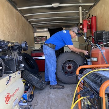 On Site Mobile Tire Service - Co Owner Jason changing tire
#mobiletire
#smallbusiness
#workingforaliving - Tires Near Me On Site Mobile Tire Service - Co Owner Jason changing tire
#mobiletire
#smallbusiness
#workingforaliving - Tires Near Me