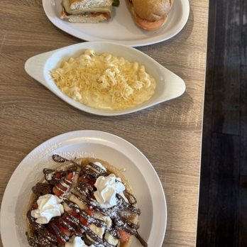 Brewberry Cafe - Nutella waffle, mac and cheese, and Philly cheesesteak - Coffee & Tea Near Me - Anaheim, California