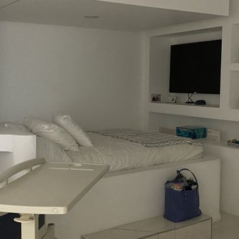 Pompeii Surgical - Companion bed - Surgeons Near Me - Tijuana, BCN Pompeii Surgical - Companion bed - Surgeons Near Me - Tijuana, BCN