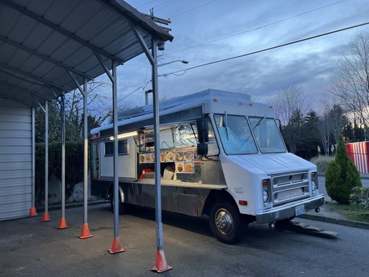 El Gallito Mexican Food Truck by null