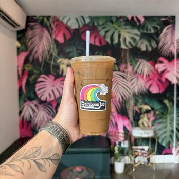 Rainbeau Jo's - Saltie Wahine - Coffee & Tea Near Me - Lihue, Hawaii