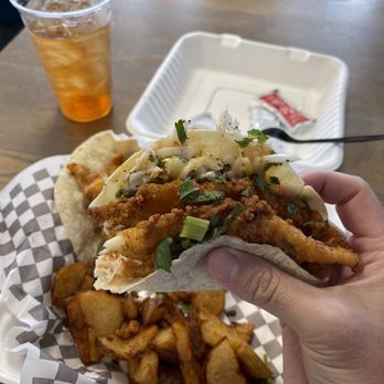 Greentail's Seafood Market and Kitchen - Fish tacos - Seafood Markets Near Me - Nags Head, North Carolina