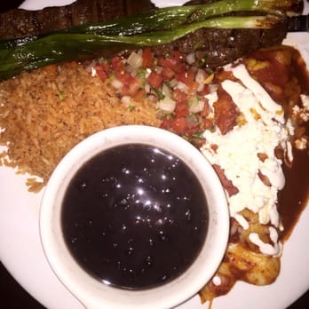 Casa Sanchez - Carne Tampiquena $26. Carne asada was cooked perfectly but the enchilada was too cheesy and salty. - Mexican Near Me - Los Angeles, California Casa Sanchez - Carne Tampiquena $26. Carne asada was cooked perfectly but the enchilada was too cheesy and salty. - Mexican Near Me - Los Angeles, California