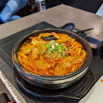 Michi Sushi - Japanese Near Me - North York, Ontario