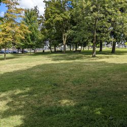 Village Green - Village Green, Middlebury