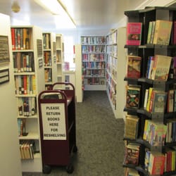 South Yarmouth Library - A bit crowded in places