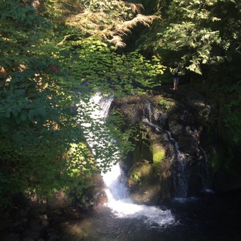 Multnomah Falls - Hiking Near Me - Bridal Veil, Oregon Multnomah Falls - Hiking Near Me - Bridal Veil, Oregon