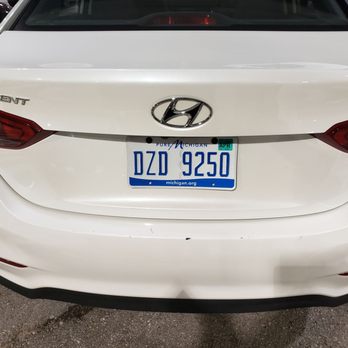 Avis - Ding on the rear bumber - Car Rental Near Me - Kansas City, Missouri